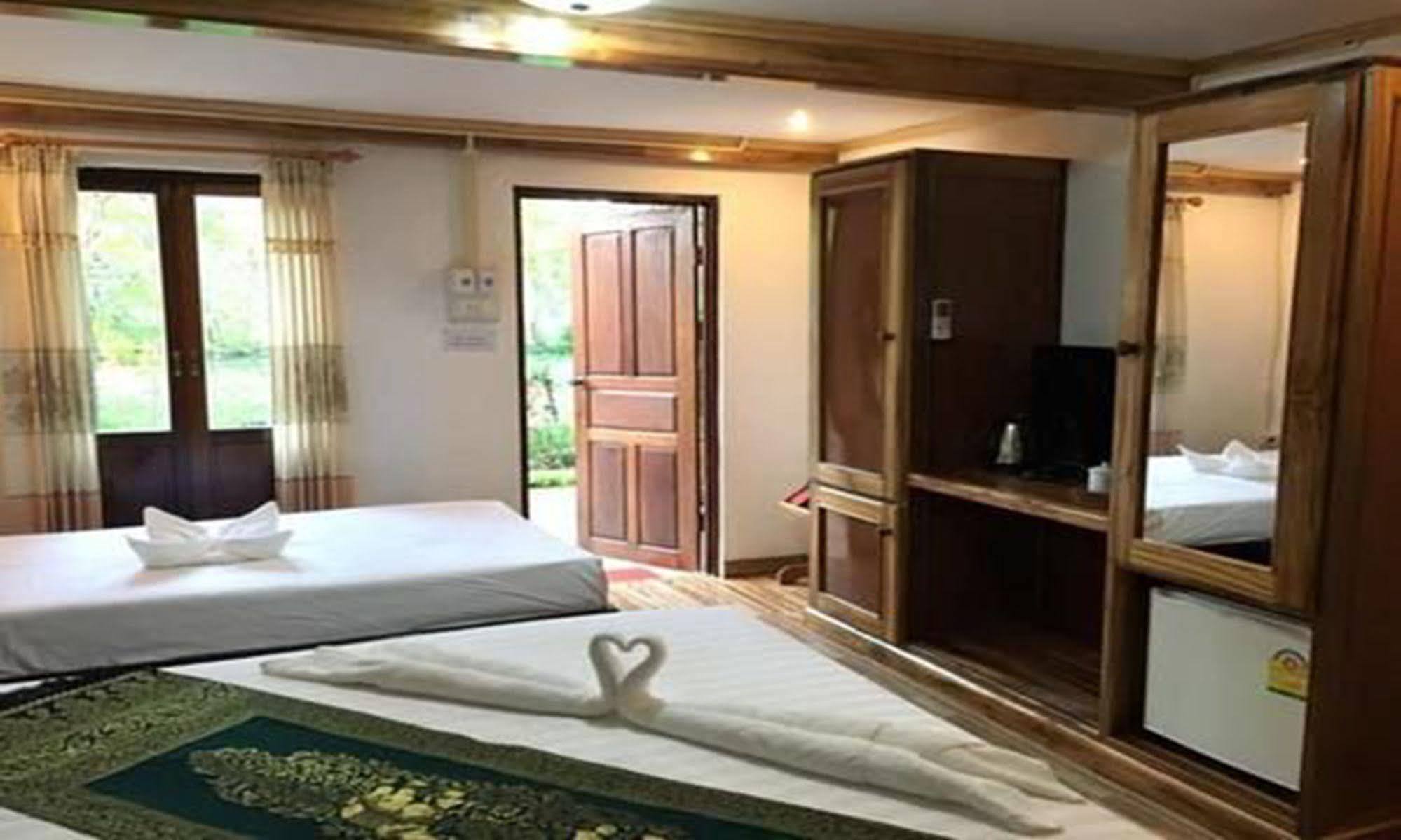 Luang Prabang Oasis Hotel Экстерьер фото