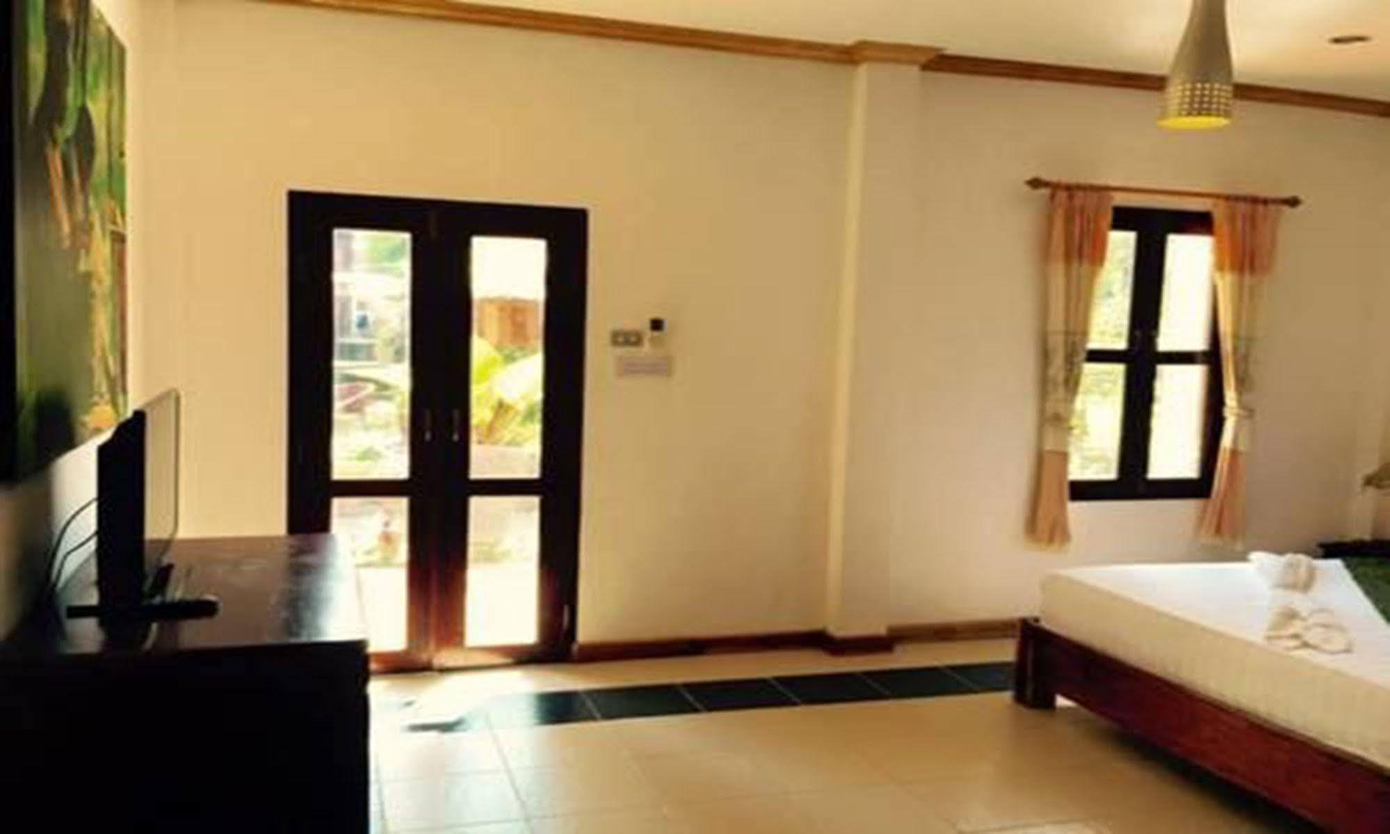 Luang Prabang Oasis Hotel Экстерьер фото