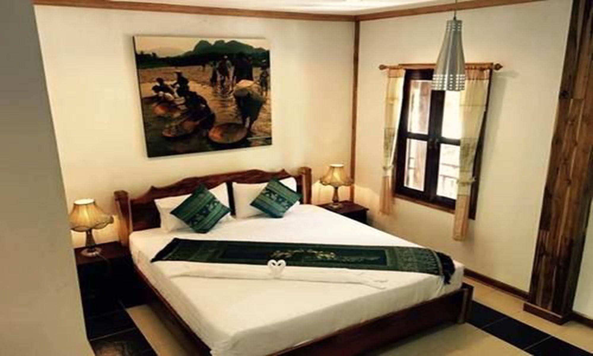 Luang Prabang Oasis Hotel Экстерьер фото