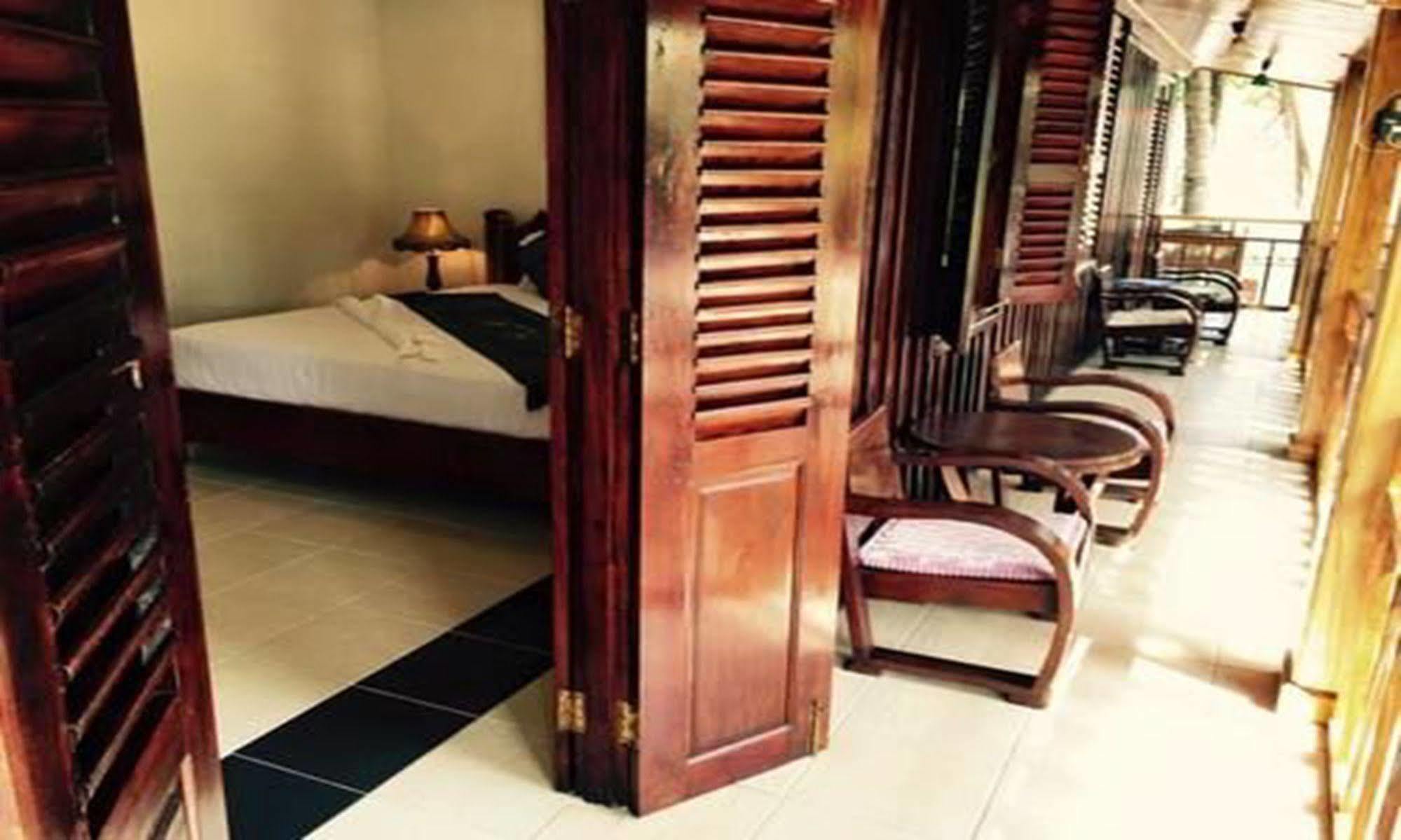Luang Prabang Oasis Hotel Экстерьер фото